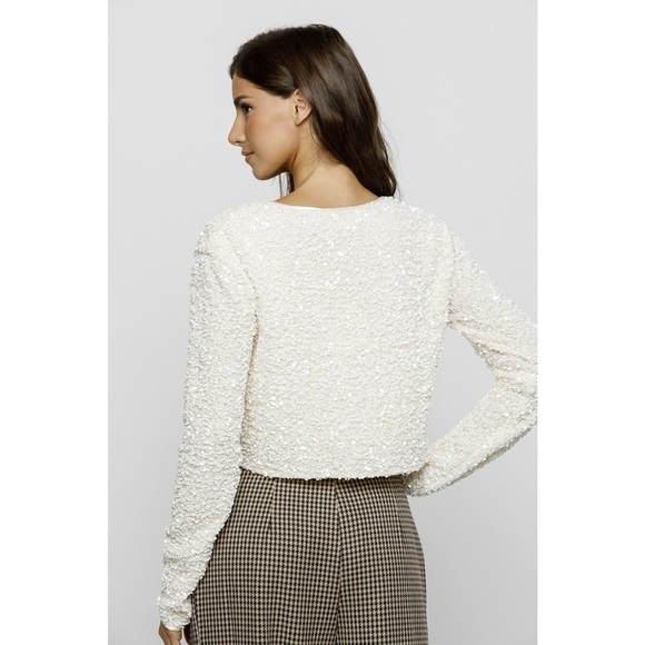 Storia White Sequin Textured Tie Top with Black Bow - Picture 4 of 4